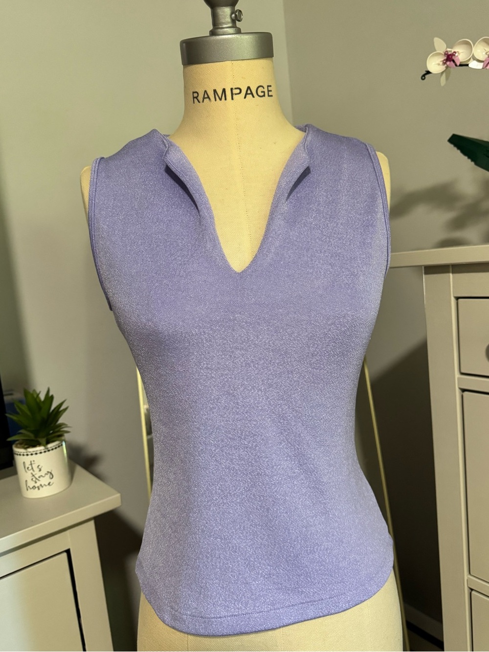 Vintage‎ Y2K Dollhouse Lavender Shimmer Notch V-Neck Tank - Size Medium